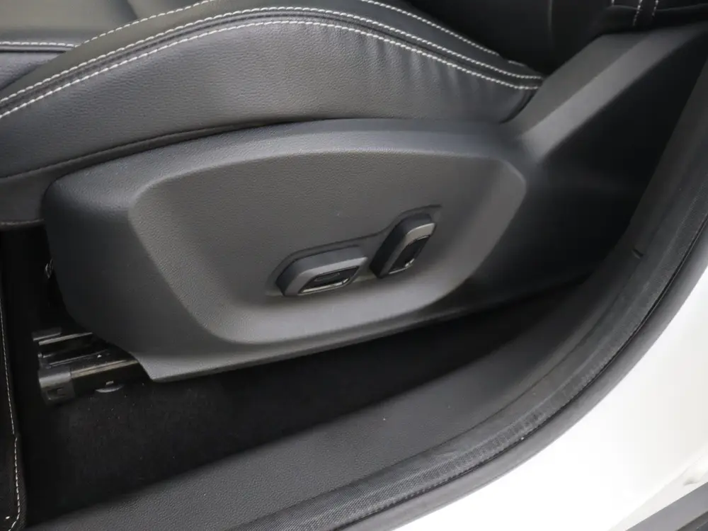 MG ZS EV Luxury 45 kWh | Camera | Navigatie | Panoramadak uit 2021, foto 7