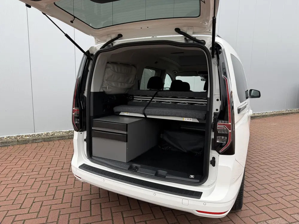 Volkswagen Caddy Maxi 1.5 TSI 115pk DSG California Mini Camp uit 2022, foto 16