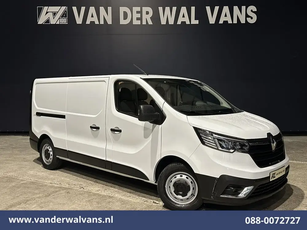 Renault Trafic 2.0 dCi 150pk L2H1 Euro6 Airco | Navigatie | uit 2023