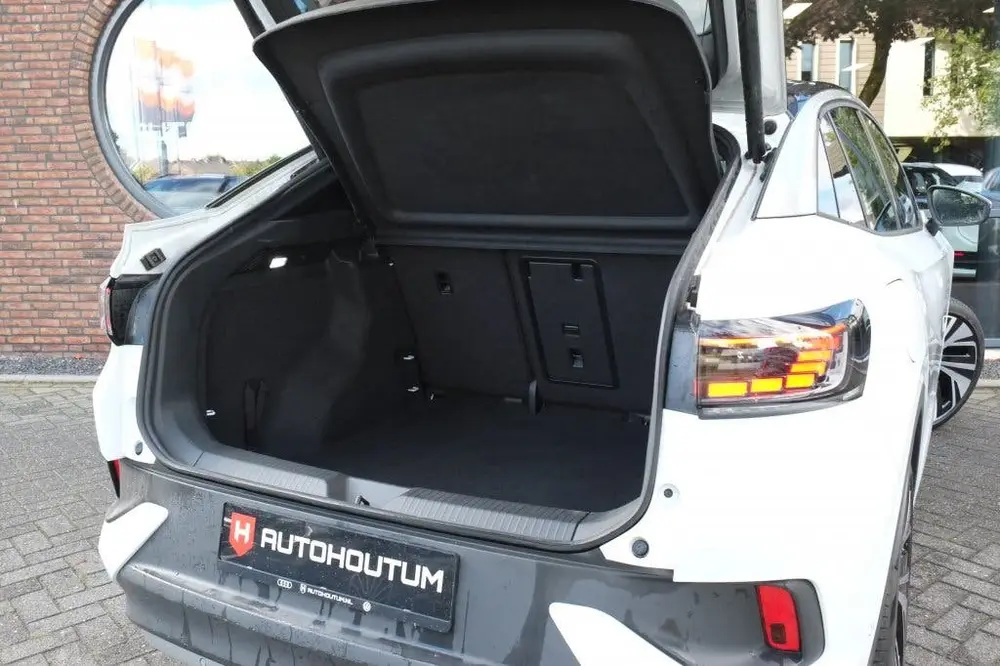 Volkswagen ID.5 Pro 210 kW | Achteruitrijcamera (bj 2025) uit 2025, foto 9