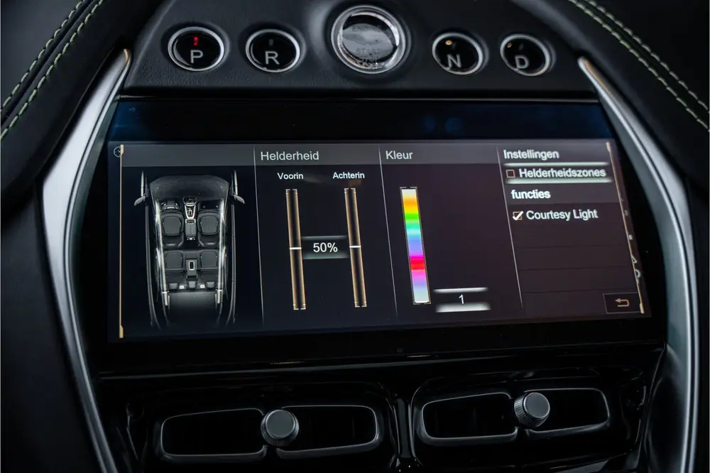 Aston Martin DBX 4.0 V8 707 - BTW Auto | Panorama | Carbon | uit 2022, foto 18