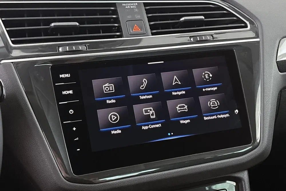 Volkswagen Tiguan 1.5 eHybrid Elegance Trekhaak Stuur-Stoelv uit 2023, foto 13