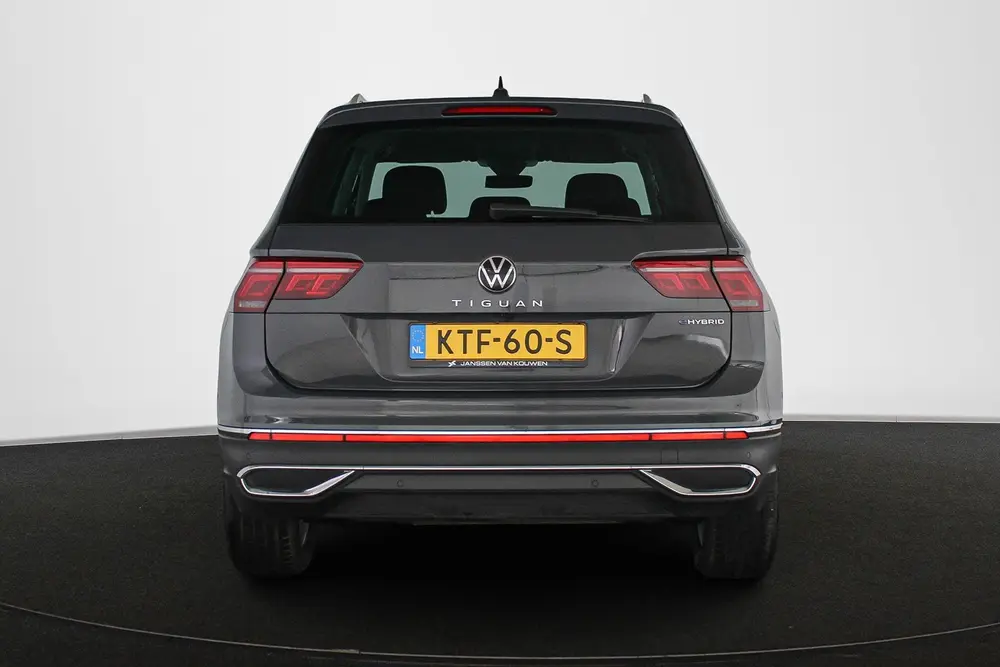 Volkswagen Tiguan 1.5 eHybrid Elegance Trekhaak Stuur-Stoelv uit 2023, foto 15