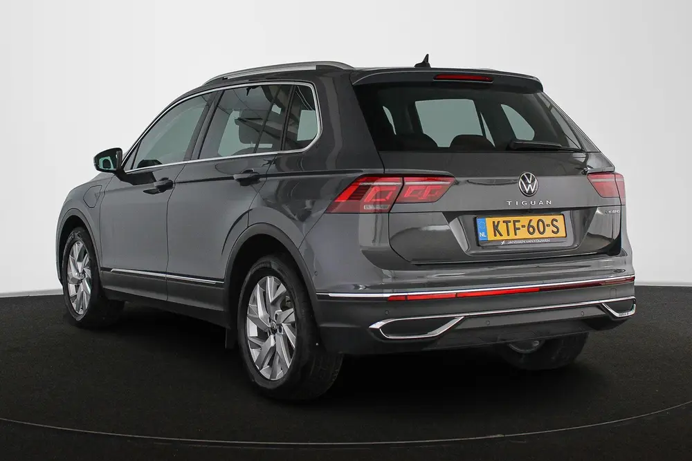 Volkswagen Tiguan 1.5 eHybrid Elegance Trekhaak Stuur-Stoelv uit 2023, foto 4