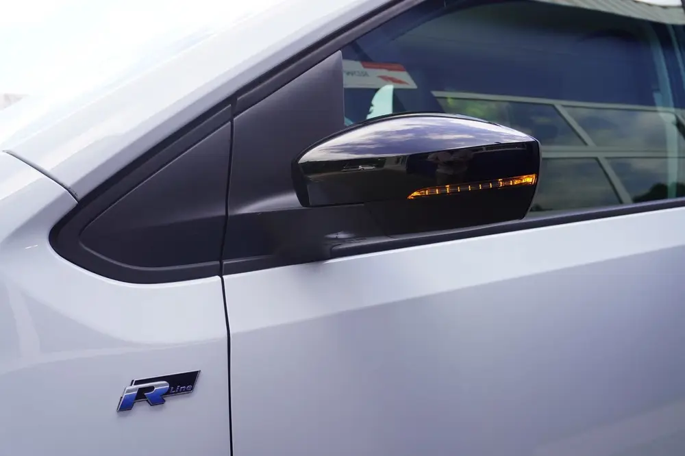 Volkswagen Up! 1.0 R-Line uit 2020, foto 8