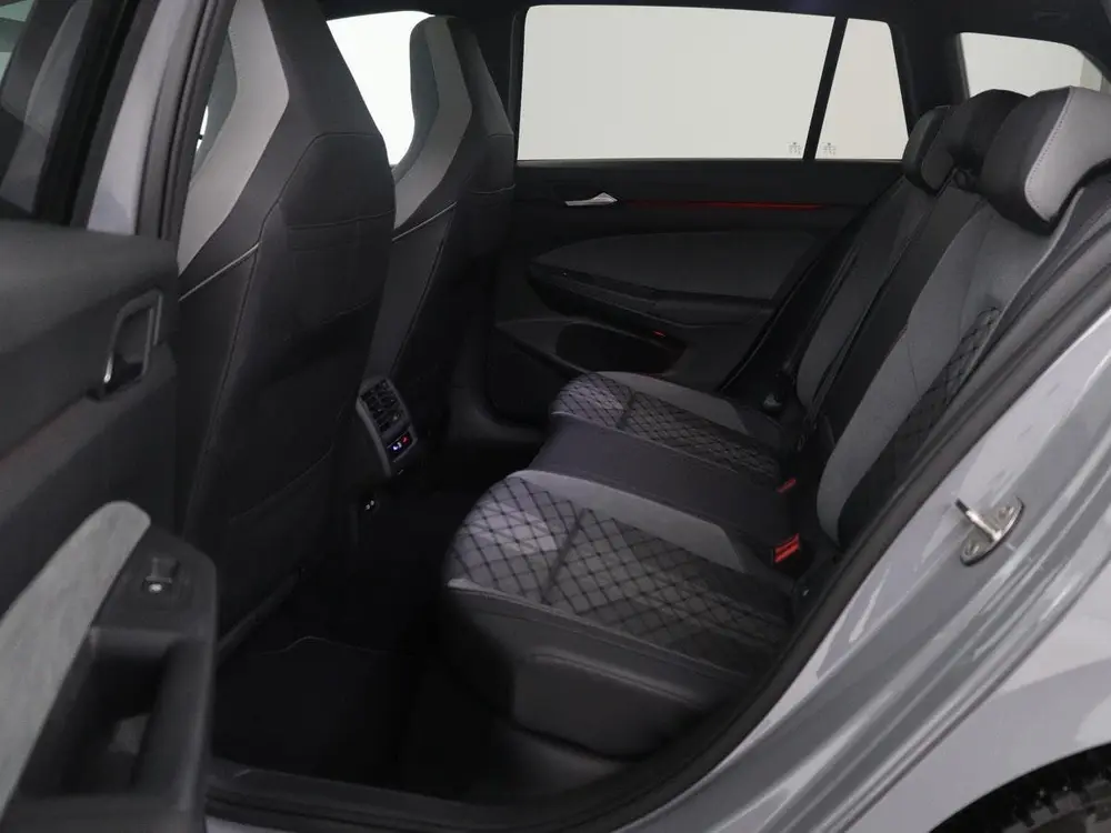 Volkswagen Golf Variant 1.5 ETSI R-Line Business | Panoramad uit 2021, foto 6