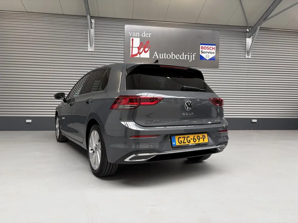 Volkswagen Golf 1.5 eTSI STYLE/IQ LIGHT/STOEL MEM/PDC/17 INC uit 2021, foto 4