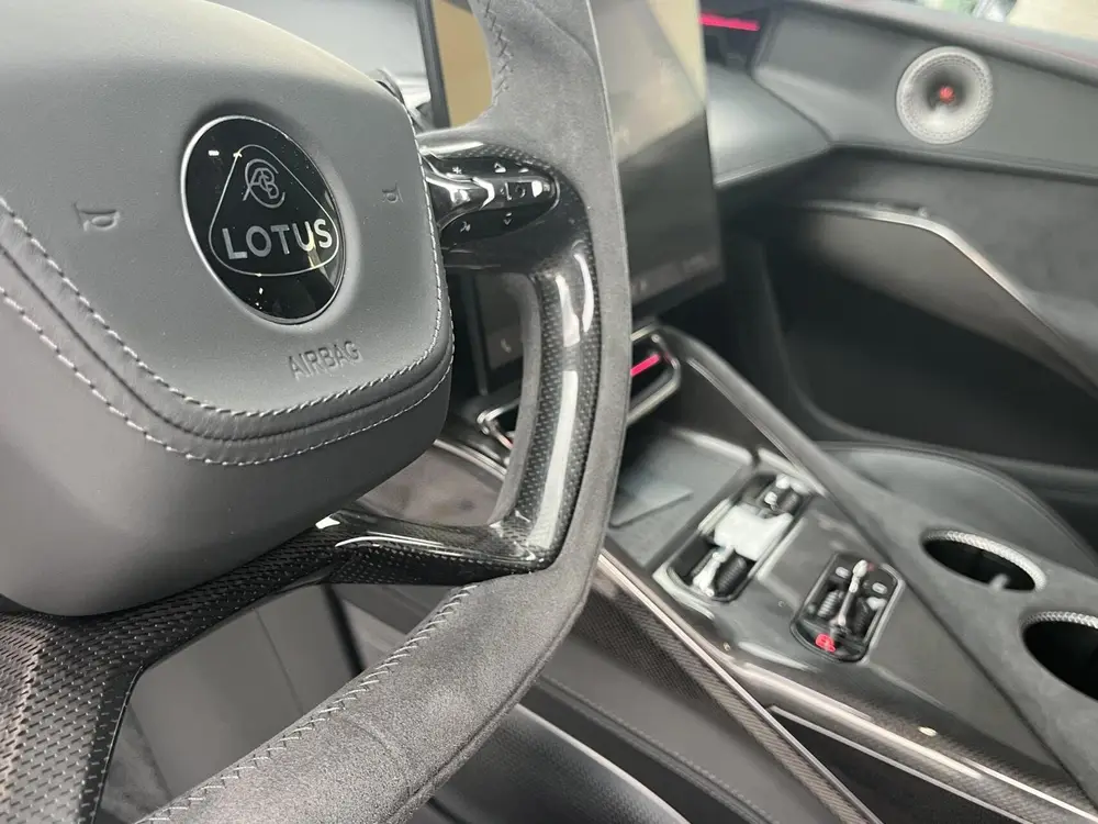 Lotus Eletre EDS 612PK 4WD 112 kWh TREKH+KEF+PANO+22INCH uit 2024, foto 13