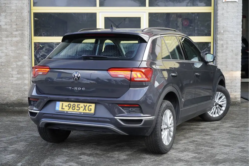 Volkswagen T-Roc 1.0 TSI Style BJ2021 Lmv 16" | Pdc | App-Co uit 2021, foto 4