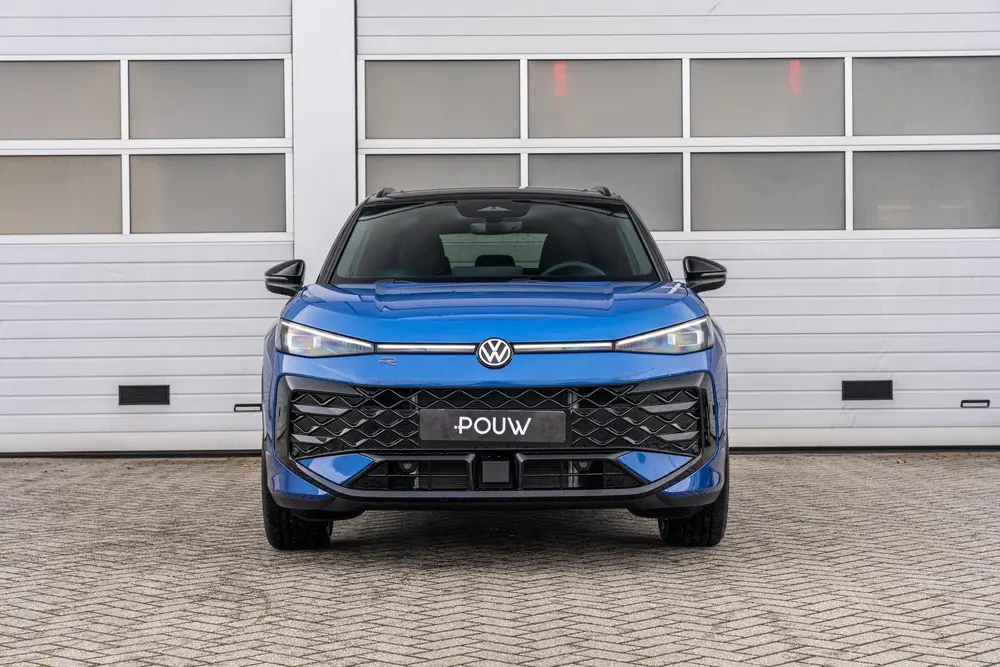Volkswagen T-Roc 1.5 eTsi 150pk R-Line First Edition | Black uit 2026, foto 7
