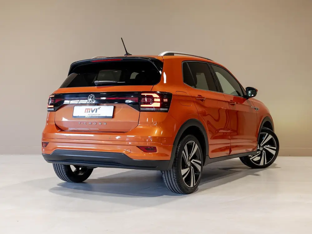 Volkswagen T-Cross 1.0 TSI 2x R-Line / 115pk / Achteruitrij uit 2020, foto 2