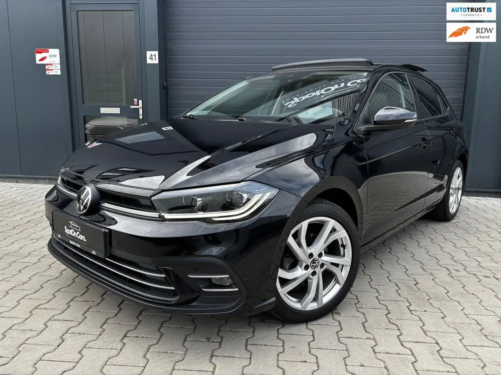 Volkswagen Polo 1.0 TSI Style PANO KEYLESS IQ-LIGHT CAMERA B uit 2022