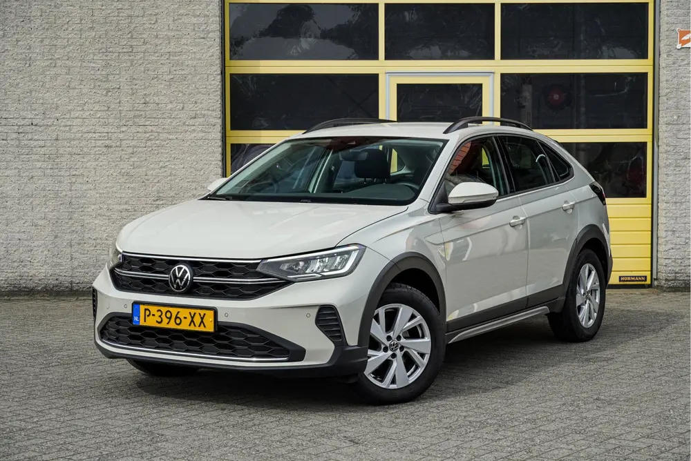 Volkswagen Taigo 1.0 TSI Life BJ2022 Lmv 16" | Led V+A | Pdc uit 2022