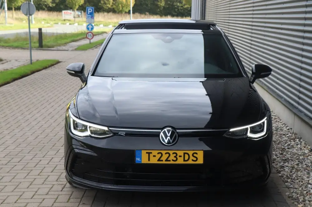 Volkswagen Golf 1.5 eTSI R-Line | 3X R-Line | PANO | IQ.Ligh uit 2020, foto 6