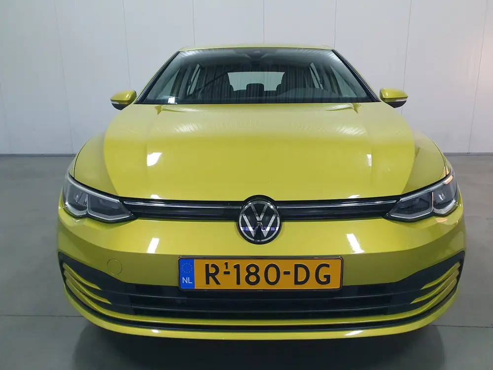 Volkswagen Golf 1.0 eTSI Life Business CARPLAY/CAMERA/DIG.CO uit 2021, foto 15