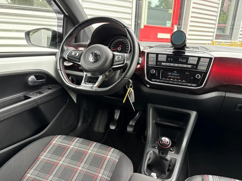 Volkswagen UP! 1.0 TSI GTI 116 PK-5DRS.-BEATS AUDIO-CLIMA-CR uit 2019, foto 18