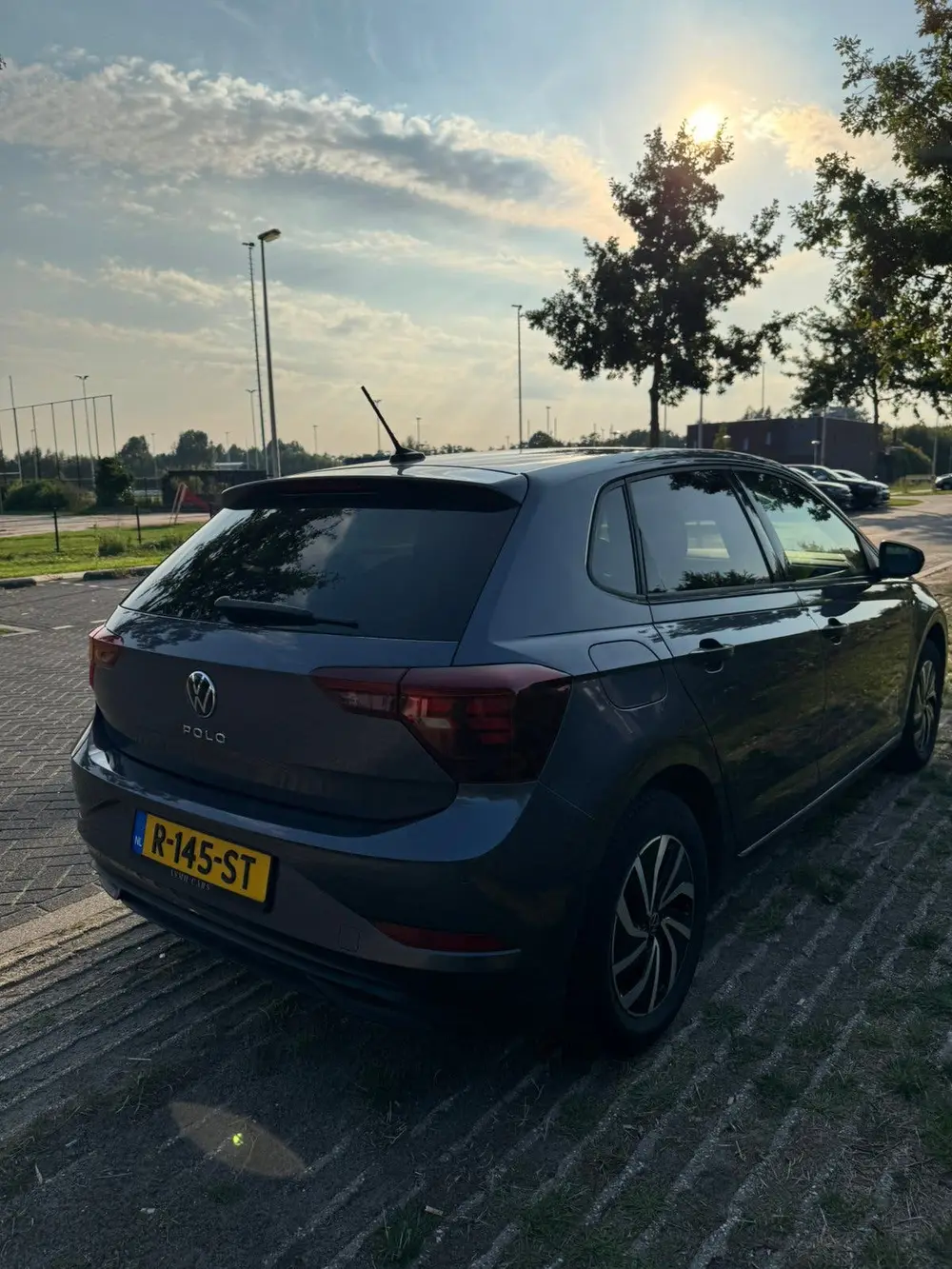 Volkswagen Polo 1.0 TSI 95pk 2022 Grijs uit 2022, foto 6