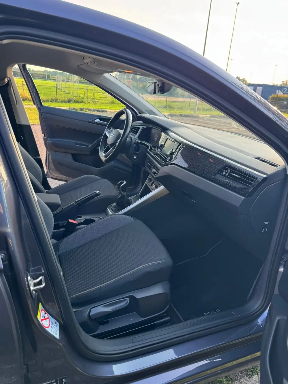 Volkswagen Polo 1.0 TSI 95pk 2022 Grijs uit 2022, foto 8
