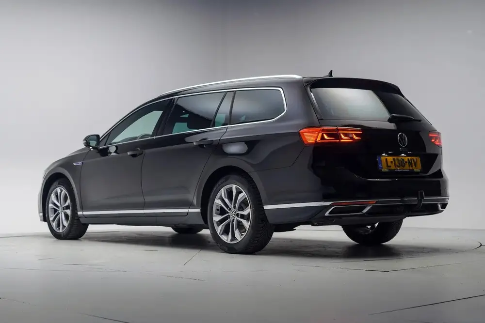 Volkswagen Passat 1.4 TSI PHEV GTE Business Aut. [ Navi Virt uit 2021, foto 3