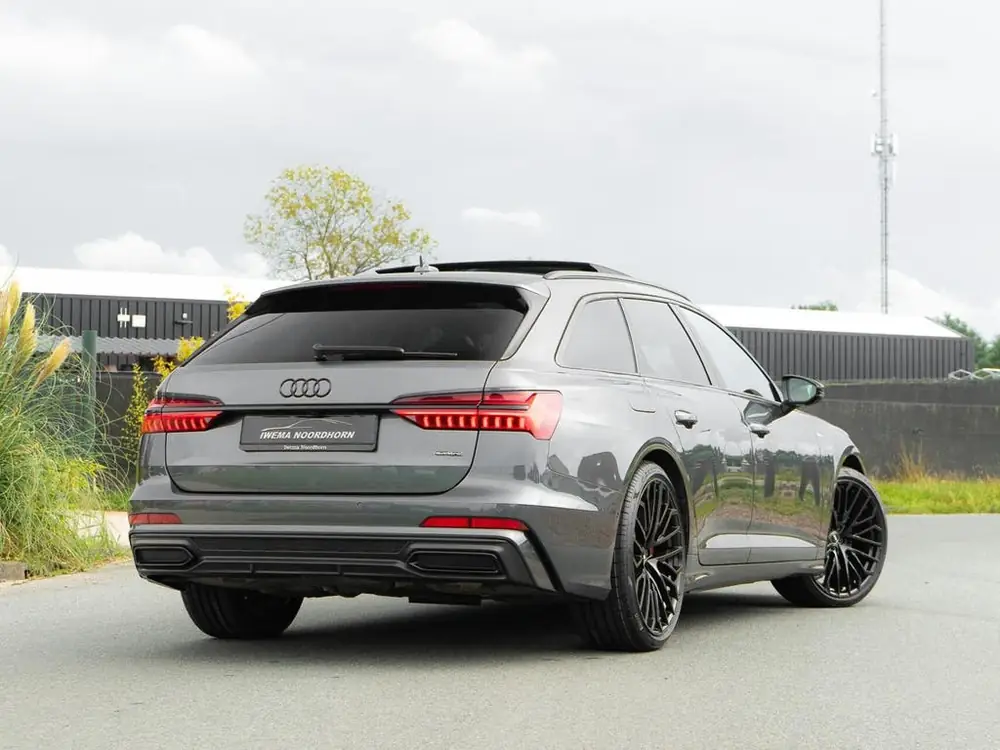 Audi A6 Avant 55 TFSI e quattro Competition|Panoramadak|B&O| uit 2021, foto 2