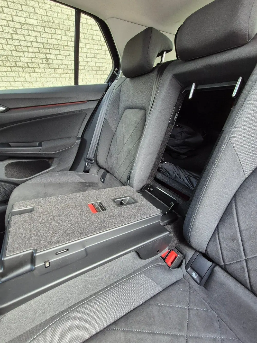 Volkswagen Golf 1.5 TSI 130pk 2020 Zwart uit 2020, foto 17