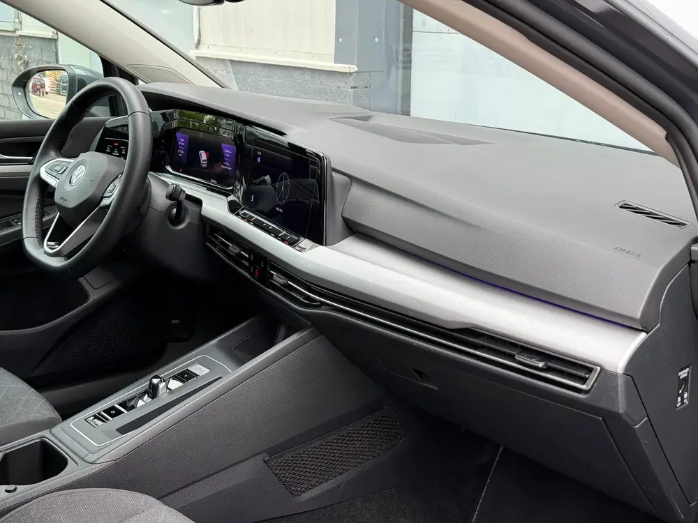 Volkswagen Golf 1.5 eTSI DSG Automaat Pano|IQ Light|Sfeerver uit 2022, foto 13