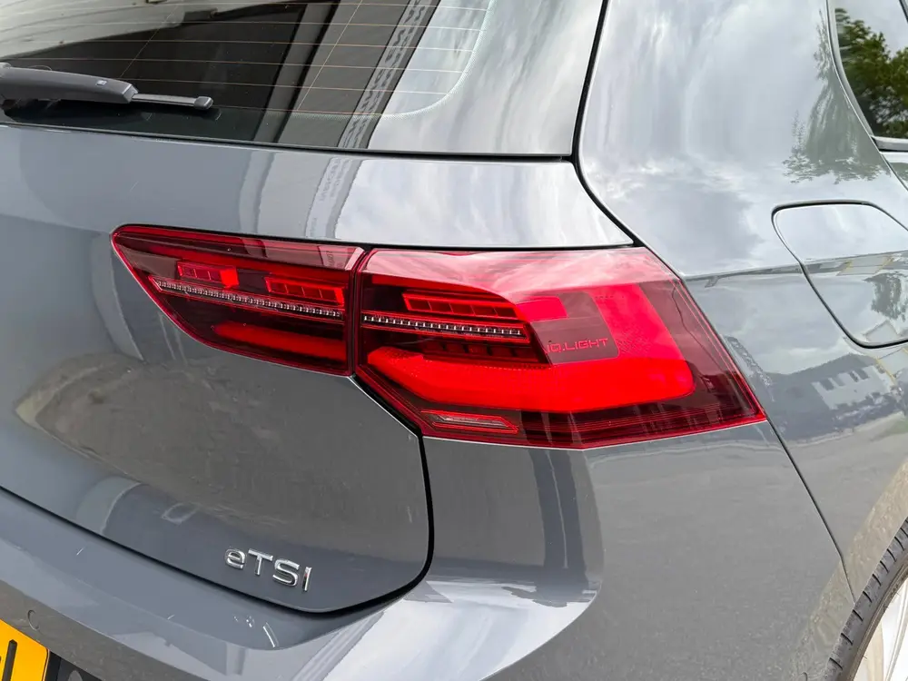 Volkswagen Golf 1.5 eTSI DSG Automaat Pano|IQ Light|Sfeerver uit 2022, foto 7