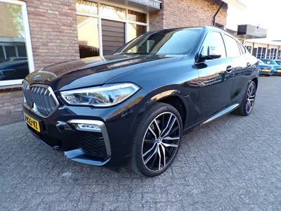 BMW X6 M50d High Executive Automaat / Leder / Pano / Btw Aut uit 2020