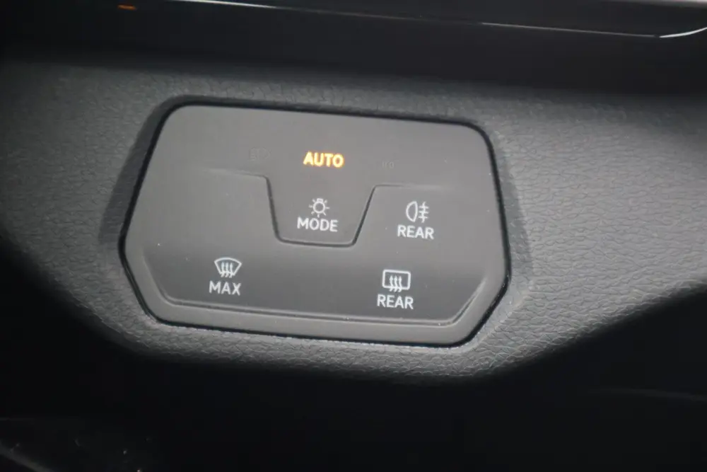 Volkswagen ID.4 52kWh Pure 170pk SoH 99% | TopSport Interieu uit 2024, foto 16