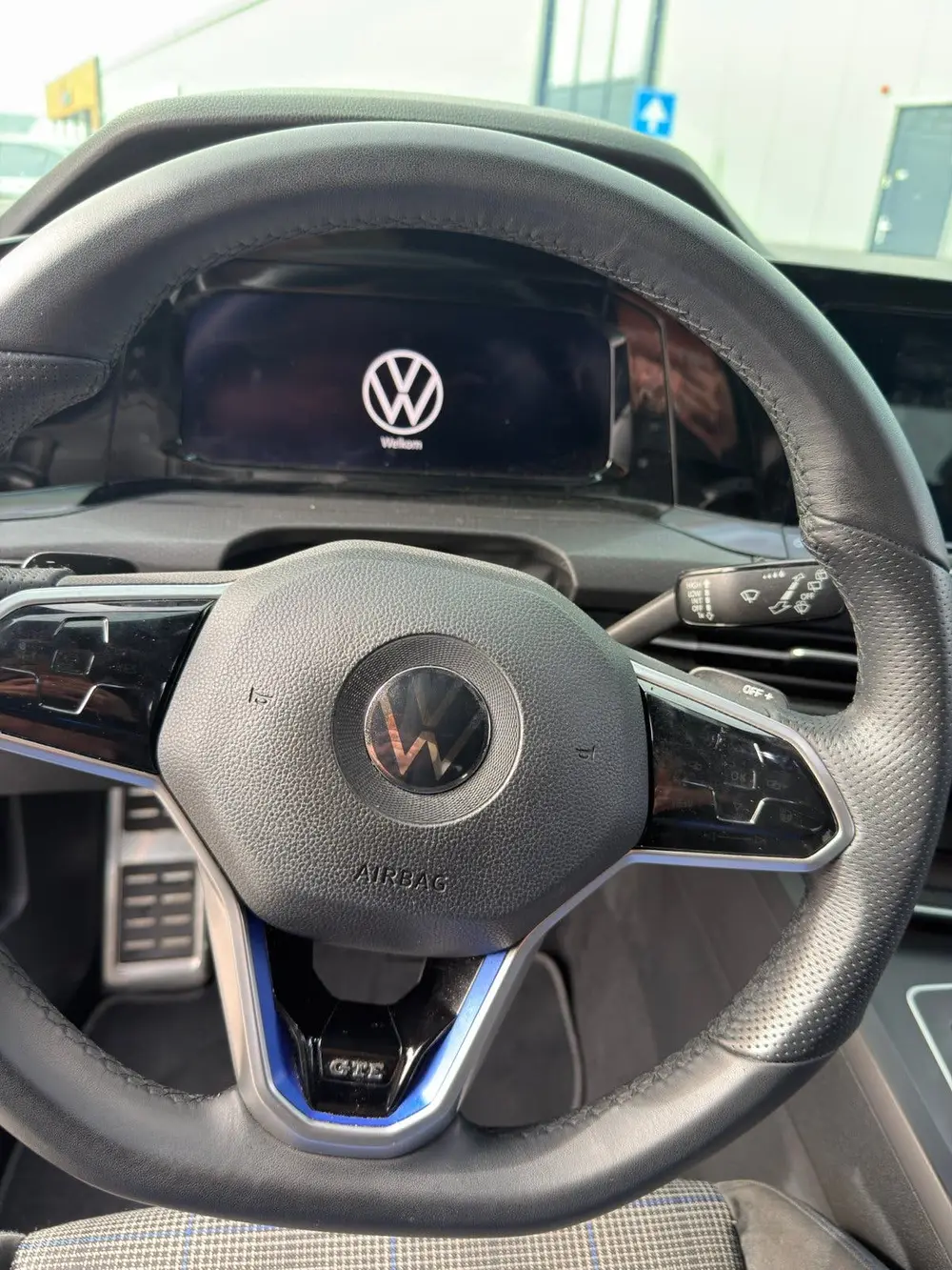 Volkswagen Golf 1.4 Ehybrid 245pk DSG 2021 Wit uit 2021, foto 17