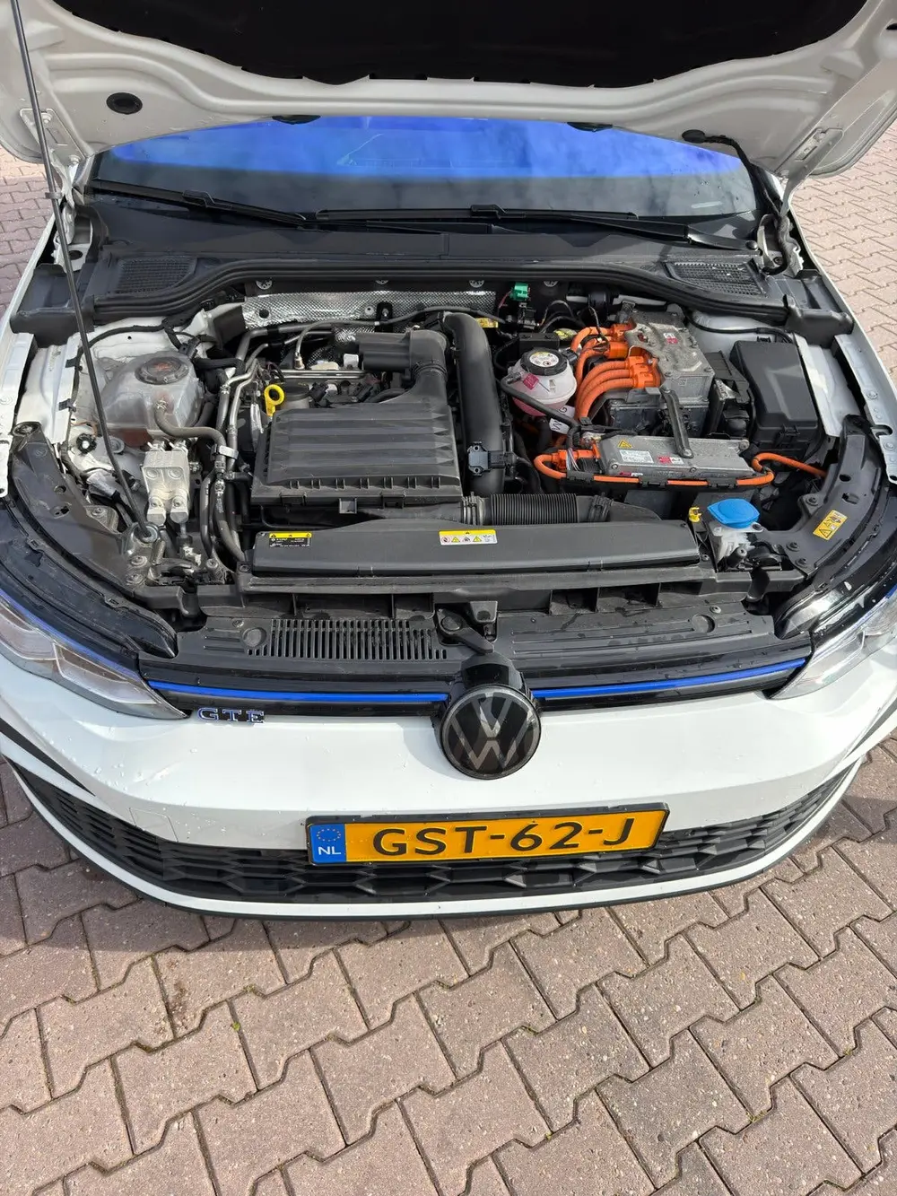 Volkswagen Golf 1.4 Ehybrid 245pk DSG 2021 Wit uit 2021, foto 2