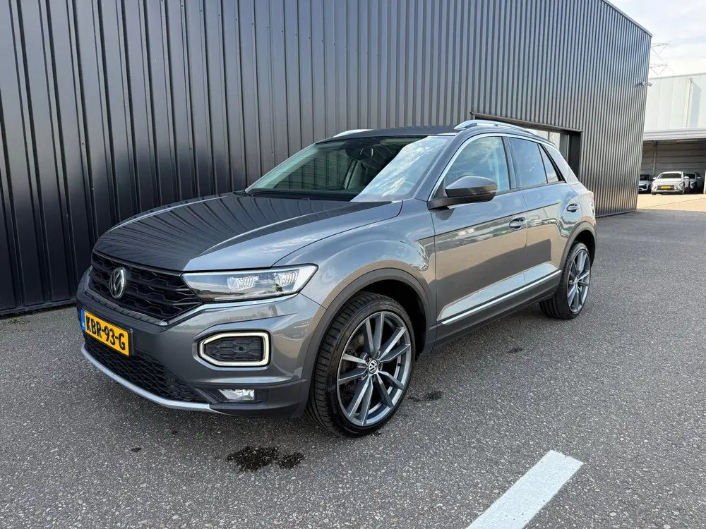 Volkswagen T-Roc VW T-Roc 1.5 TSI 150pk SPORT |Standkachel|Carplay|LED| Vol! uit 2020