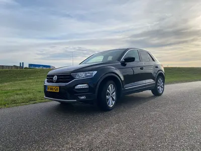 Volkswagen T-Roc 1.5 TSI 150pk 7-DSG 2019 Zwart uit 2019