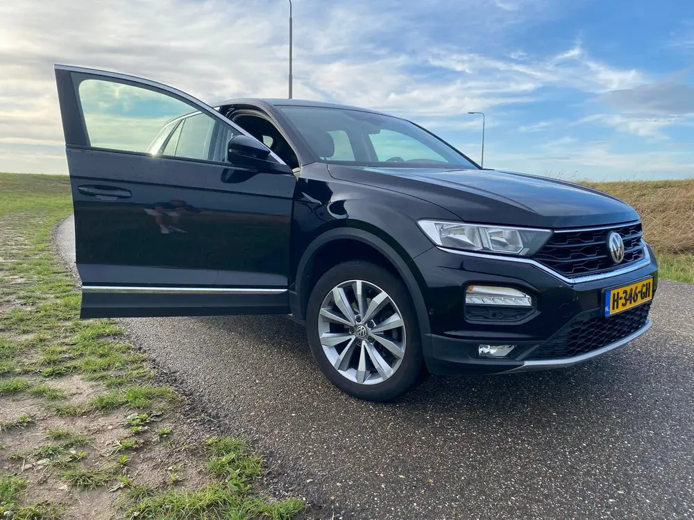 Volkswagen T-Roc 1.5 TSI 150pk 7-DSG 2019 Zwart uit 2019, foto 3
