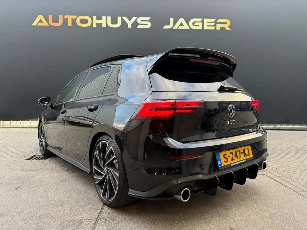 Volkswagen Golf 2.0 TSI GTI Pano Dynaudio IQ Lights Carplay uit 2020, foto 2