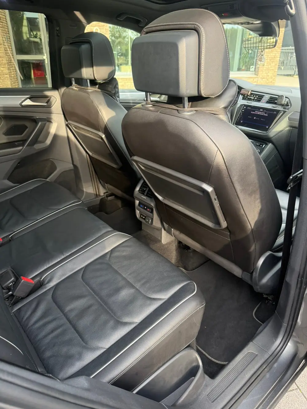 Volkswagen Tiguan 3x R-line 2.0 TDI 4 Motion 190 PK DSG 2020 uit 2020, foto 10