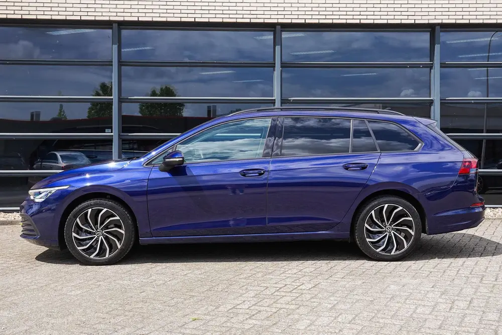 Volkswagen Golf Variant 1.0 TSI Life Business LED|NL-auto|Al uit 2022, foto 2