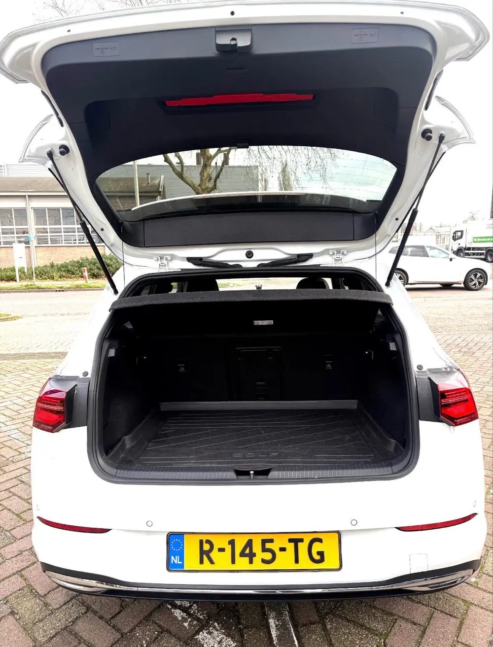 Volkswagen Golf 1.4 Ehybrid 245pk DSG 2021 Wit uit 2021, foto 10