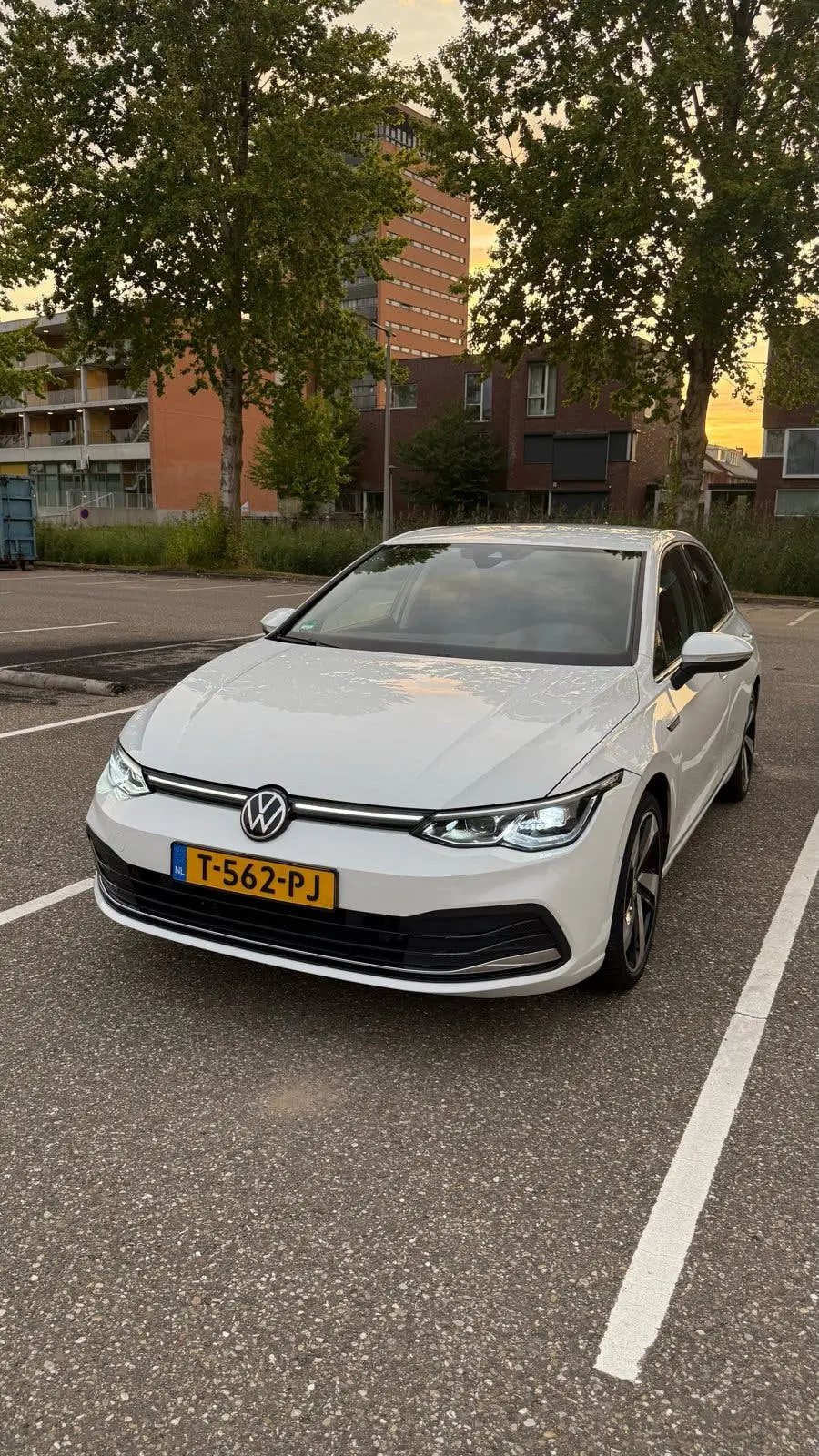Volkswagen Golf 1.5 Etsi 150pk 7-DSG 2020 Wit FULL OPTION uit 2020