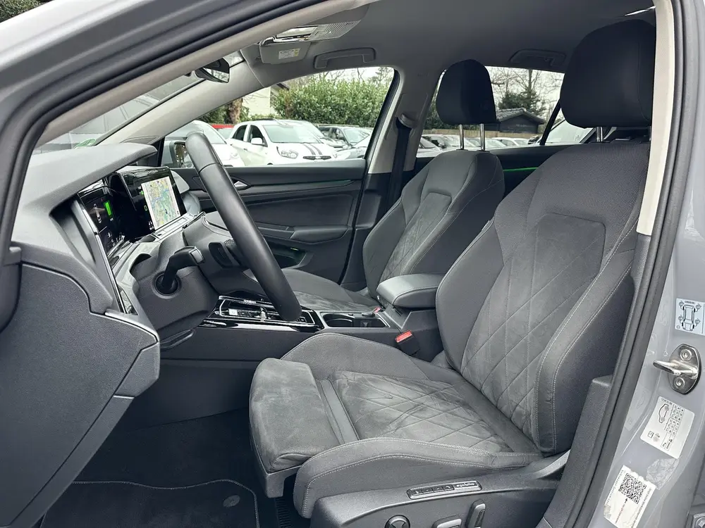 Volkswagen Golf 1.5 eTSI 150PK DSG Style IQLight|ACC|Camera| uit 2023, foto 14