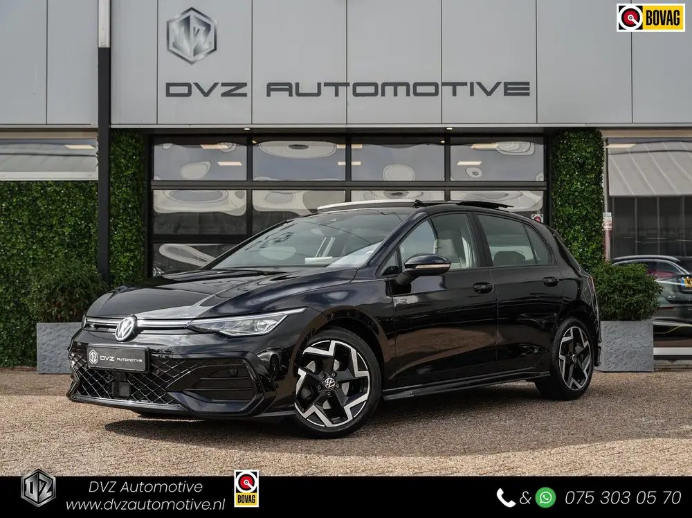 Volkswagen Golf 1.5 TSI R-Line Edition | Pano | Camera | Dri uit 2025