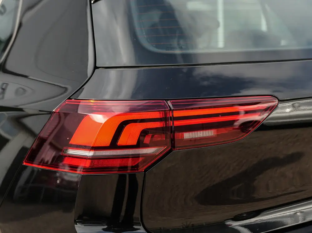 Volkswagen Golf 1.5 TSI R-Line Edition | Pano | Camera | Dri uit 2025, foto 13