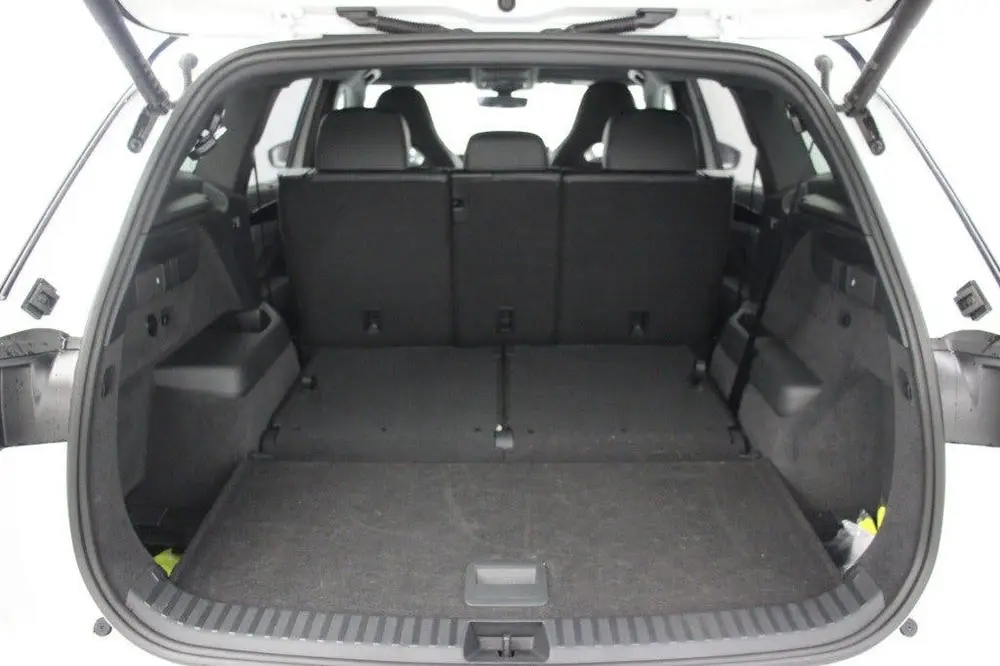 Volkswagen Tayron 1.5 eTSI R-Line Edition 7 Persoons Automaa uit 2025, foto 13