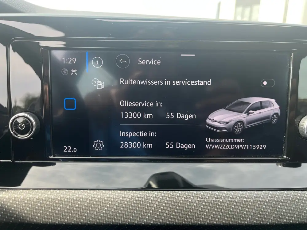 Volkswagen Golf 1.5 TSI R-Line Business+ uit 2022, foto 19