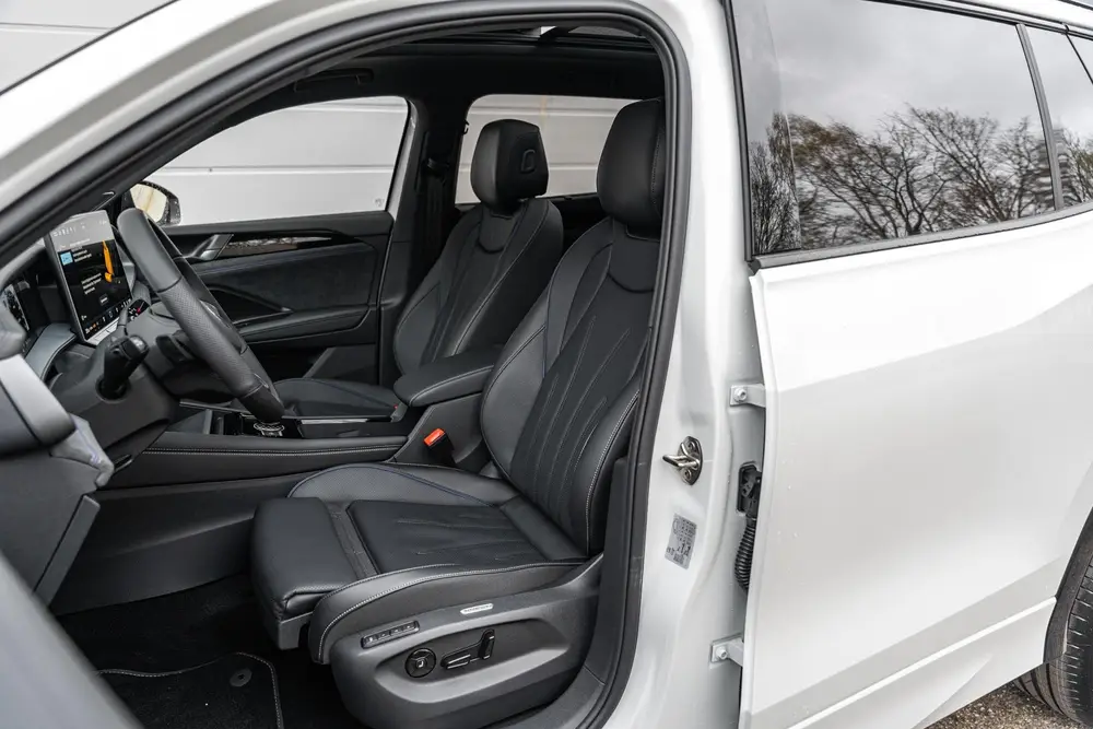 Volkswagen Tayron 1.5 eHybrid 272pk DSG R-Line Edition | Pan uit 2026, foto 4
