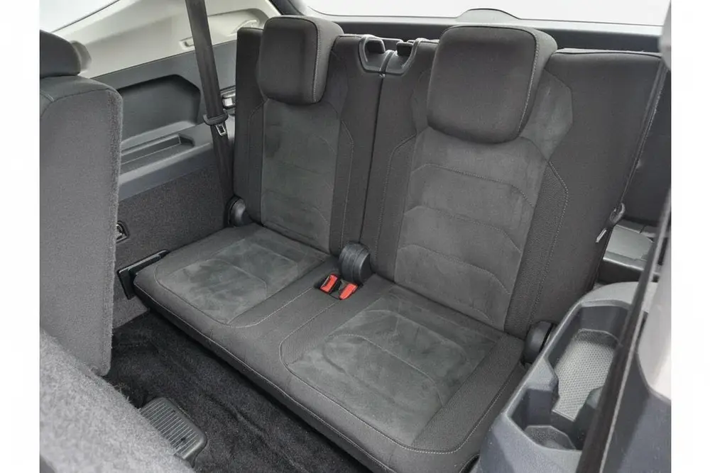 Volkswagen Tiguan Allspace 1.5 TSI DSG 150PK 7-ZITS PANO ADA uit 2020, foto 7