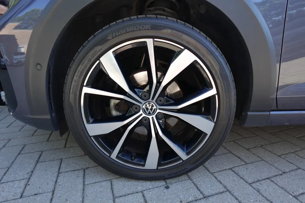 Volkswagen Taigo 1.5 TSI R-Line Business PANO KEYLESS CAM uit 2022, foto 11