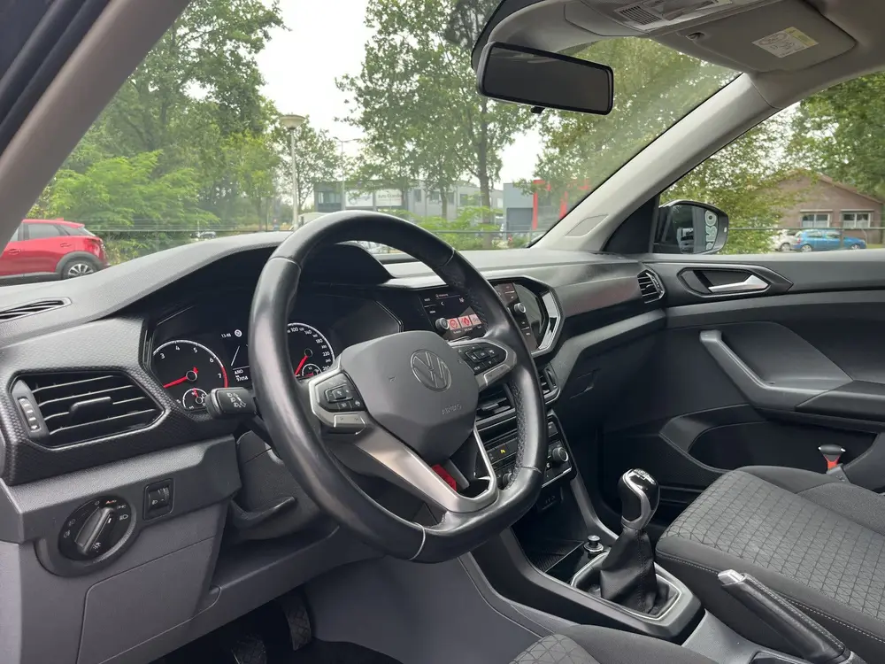 Volkswagen T-Cross 1.0 TSI Life Camera Carplay Trekhaak Uran uit 2021, foto 9