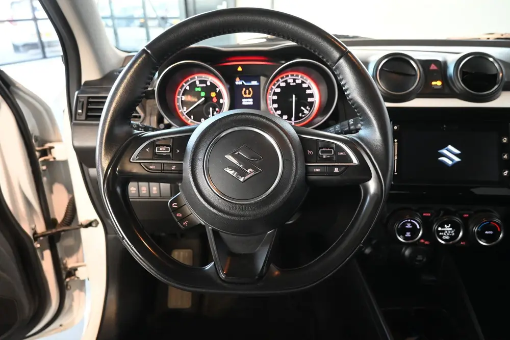 Suzuki Swift 1.0 Stijl Smart Hybrid Navigatie Adaptieve Crui uit 2019, foto 6