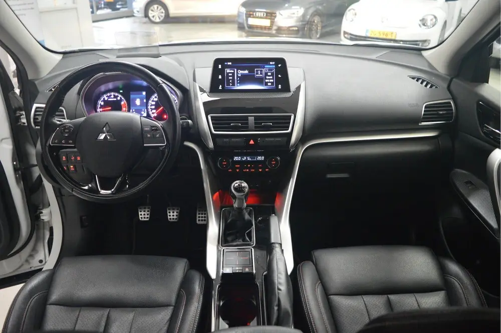 Mitsubishi Eclipse Cross 1.5 DI-T Intense S // LEDER // STOE uit 2019, foto 12